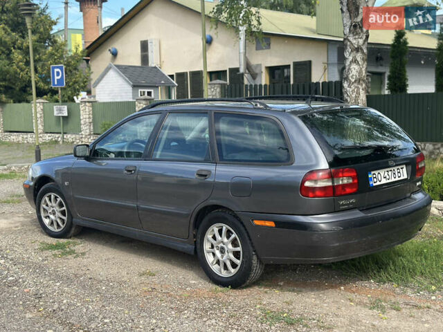 Сірий Вольво V40, об'ємом двигуна 1.87 л та пробігом 386 тис. км за 3500 $, фото 8 на Automoto.ua