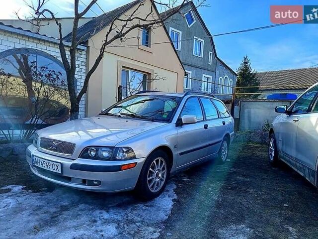 Сірий Вольво V40, об'ємом двигуна 1.8 л та пробігом 295 тис. км за 3700 $, фото 5 на Automoto.ua