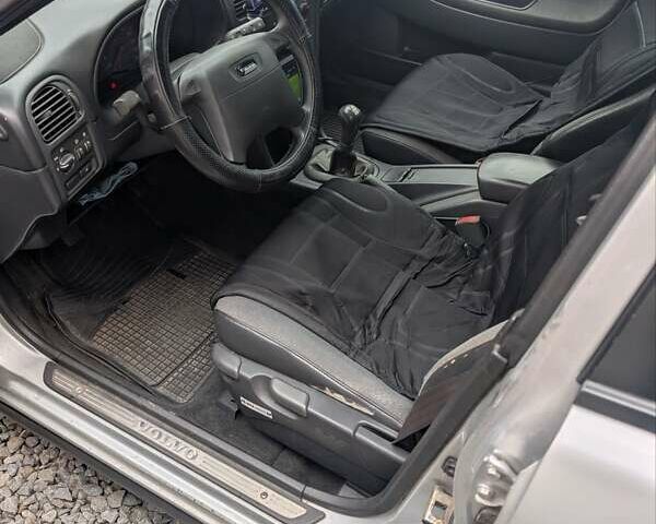 Вольво В40 2002 в Житомире на Automoto.ua Серый Вольво В40, объемом двигателя 1.9 л и пробегом 310 тыс. км за 3900 $, фото 1 на Automoto.ua