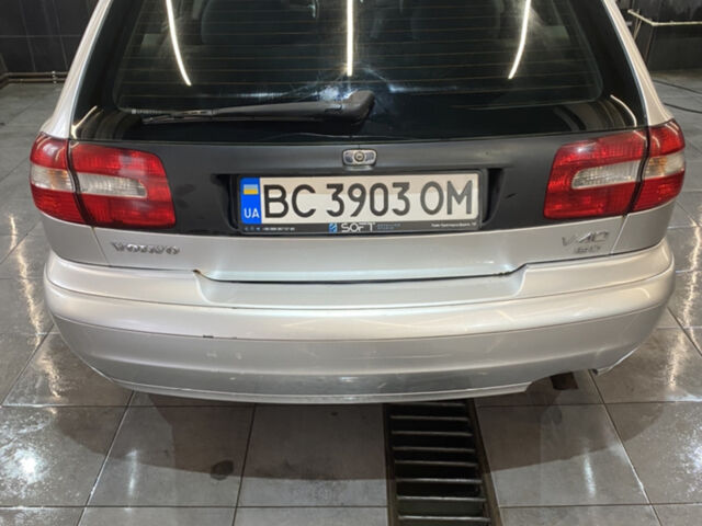 Сірий Вольво V40, об'ємом двигуна 1.9 л та пробігом 216 тис. км за 4500 $, фото 3 на Automoto.ua