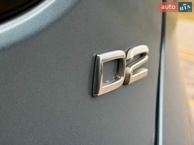 Синій Вольво V40, об'ємом двигуна 1.6 л та пробігом 205 тис. км за 9999 $, фото 23 на Automoto.ua