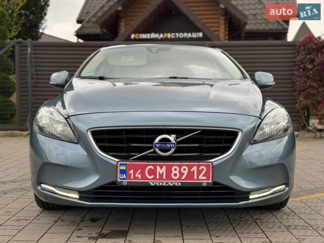 Синій Вольво V40, об'ємом двигуна 1.6 л та пробігом 205 тис. км за 9999 $, фото 34 на Automoto.ua
