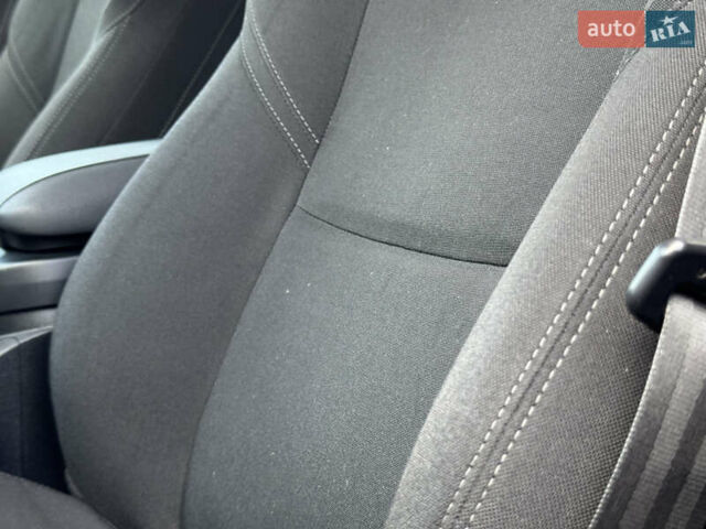 Вольво В40 2013 в Стрые на Automoto.ua Синий Вольво В40, объемом двигателя 1.6 л и пробегом 227 тыс. км за 10590 $, фото 50 на Automoto.ua