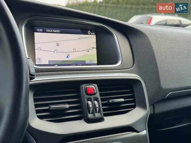 Вольво В40 2013 в Стрые на Automoto.ua Синий Вольво В40, объемом двигателя 1.6 л и пробегом 227 тыс. км за 10590 $, фото 63 на Automoto.ua