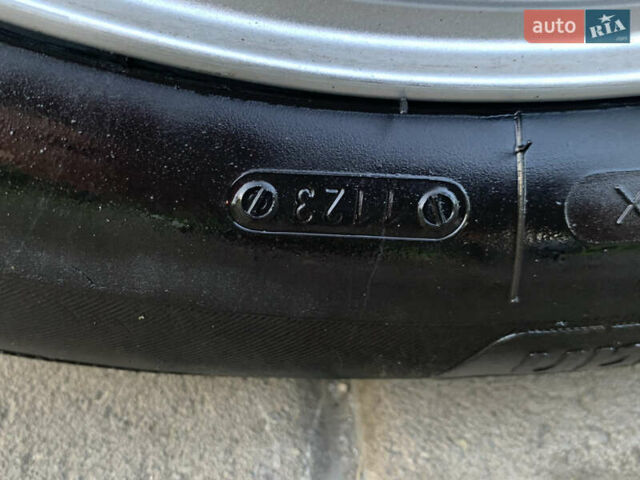 Синий Вольво В40, объемом двигателя 1.6 л и пробегом 240 тыс. км за 10200 $, фото 2 на Automoto.ua