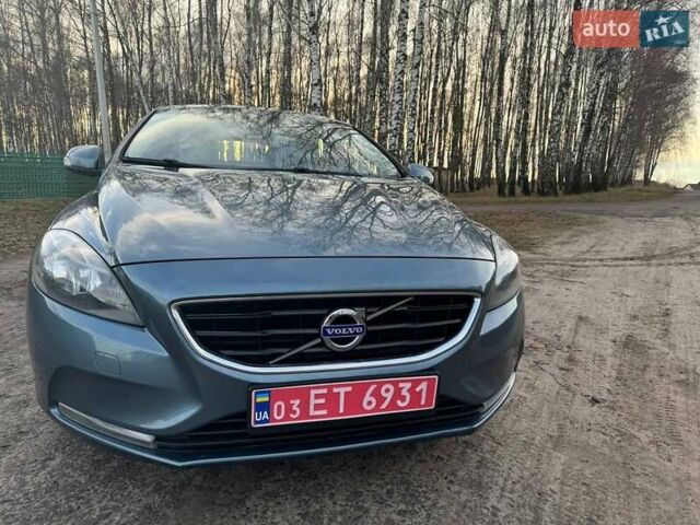 Синий Вольво В40, объемом двигателя 1.6 л и пробегом 178 тыс. км за 11500 $, фото 12 на Automoto.ua