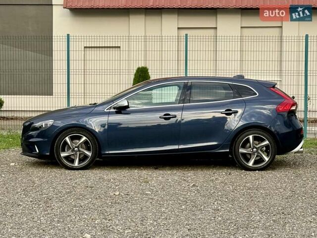 Синій Вольво V40, об'ємом двигуна 1.6 л та пробігом 220 тис. км за 10750 $, фото 3 на Automoto.ua