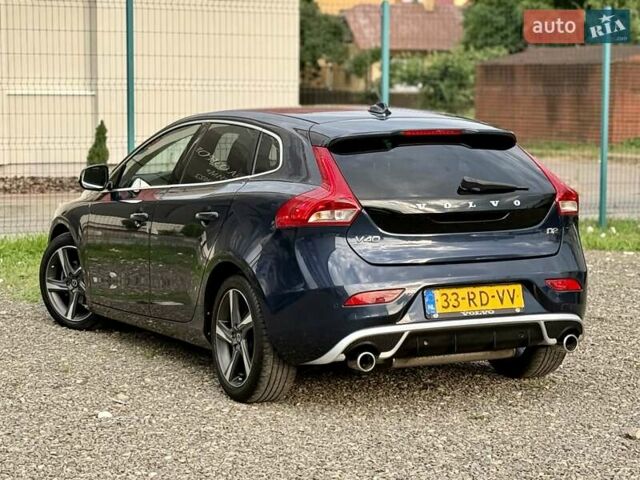 Синій Вольво V40, об'ємом двигуна 1.6 л та пробігом 220 тис. км за 10750 $, фото 4 на Automoto.ua