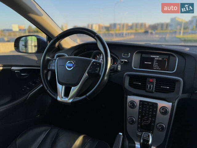 Синій Вольво V40, об'ємом двигуна 1.97 л та пробігом 210 тис. км за 12300 $, фото 26 на Automoto.ua