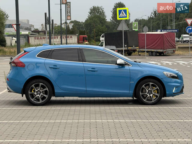 Синий Вольво В40, объемом двигателя 1.98 л и пробегом 259 тыс. км за 9990 $, фото 20 на Automoto.ua