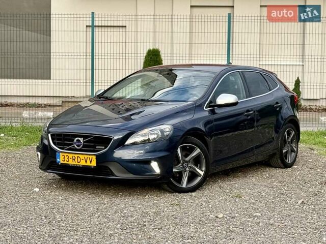 Синій Вольво V40, об'ємом двигуна 1.6 л та пробігом 220 тис. км за 10750 $, фото 1 на Automoto.ua