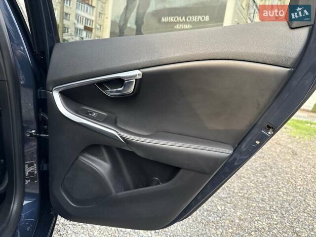 Синій Вольво V40, об'ємом двигуна 1.6 л та пробігом 220 тис. км за 10750 $, фото 41 на Automoto.ua