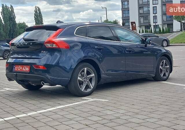 Синій Вольво V40, об'ємом двигуна 2 л та пробігом 232 тис. км за 11250 $, фото 7 на Automoto.ua