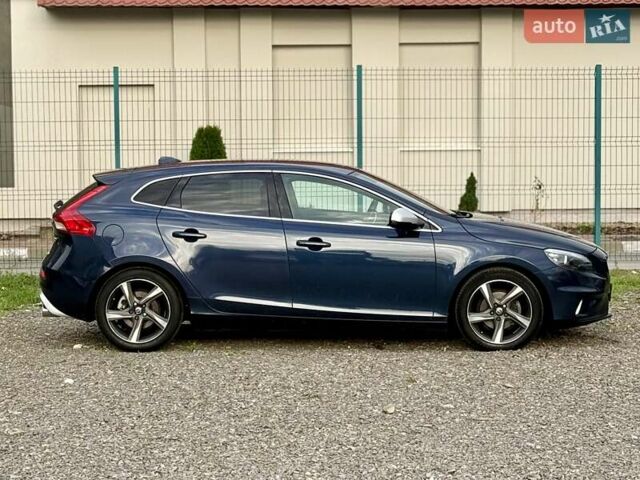 Синій Вольво V40, об'ємом двигуна 1.6 л та пробігом 220 тис. км за 10750 $, фото 7 на Automoto.ua