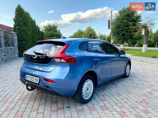 Синій Вольво V40, об'ємом двигуна 1.56 л та пробігом 209 тис. км за 11500 $, фото 7 на Automoto.ua