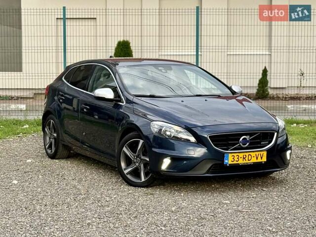 Синій Вольво V40, об'ємом двигуна 1.6 л та пробігом 220 тис. км за 10750 $, фото 10 на Automoto.ua