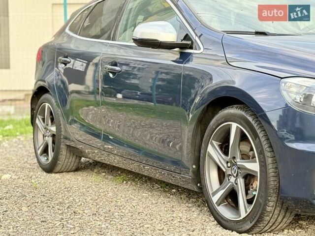 Синій Вольво V40, об'ємом двигуна 1.6 л та пробігом 220 тис. км за 10750 $, фото 21 на Automoto.ua