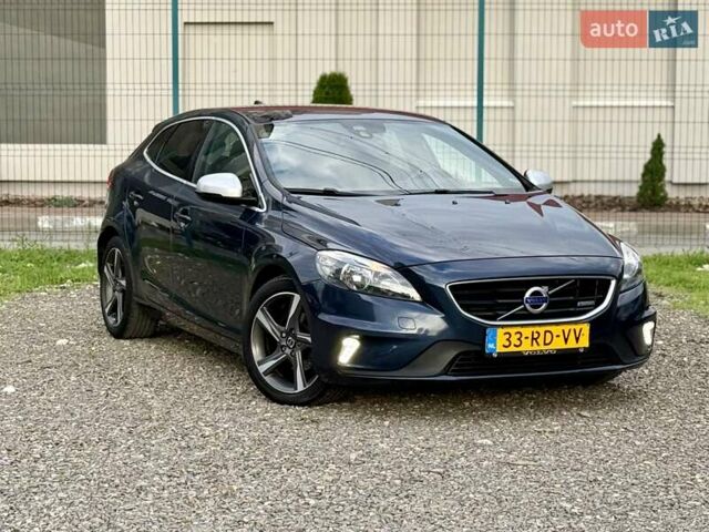 Синій Вольво V40, об'ємом двигуна 1.6 л та пробігом 220 тис. км за 10750 $, фото 9 на Automoto.ua