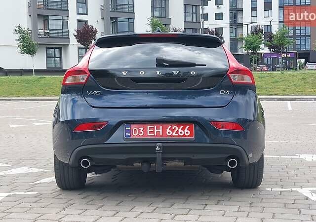 Синій Вольво V40, об'ємом двигуна 2 л та пробігом 232 тис. км за 11250 $, фото 8 на Automoto.ua