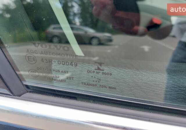 Синій Вольво V40, об'ємом двигуна 2 л та пробігом 232 тис. км за 11250 $, фото 40 на Automoto.ua