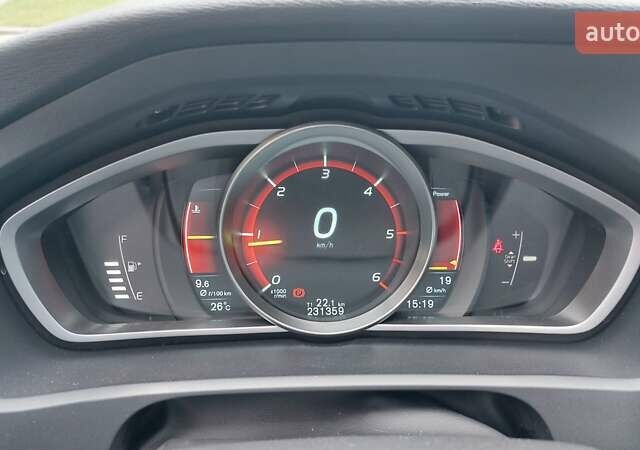 Синій Вольво V40, об'ємом двигуна 2 л та пробігом 232 тис. км за 11250 $, фото 22 на Automoto.ua
