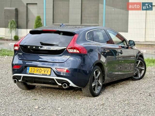 Синій Вольво V40, об'ємом двигуна 1.6 л та пробігом 220 тис. км за 10750 $, фото 6 на Automoto.ua