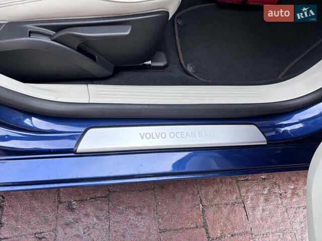 Синій Вольво V40, об'ємом двигуна 1.6 л та пробігом 196 тис. км за 11700 $, фото 128 на Automoto.ua