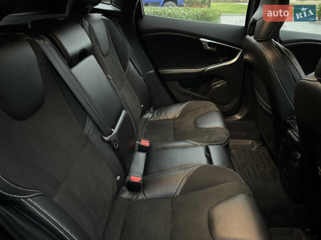 Синий Вольво В40, объемом двигателя 1.97 л и пробегом 194 тыс. км за 13799 $, фото 58 на Automoto.ua