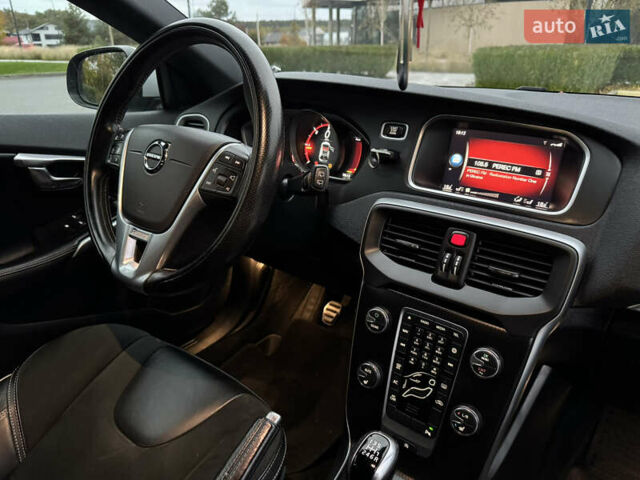 Синий Вольво В40, объемом двигателя 1.97 л и пробегом 194 тыс. км за 13799 $, фото 51 на Automoto.ua