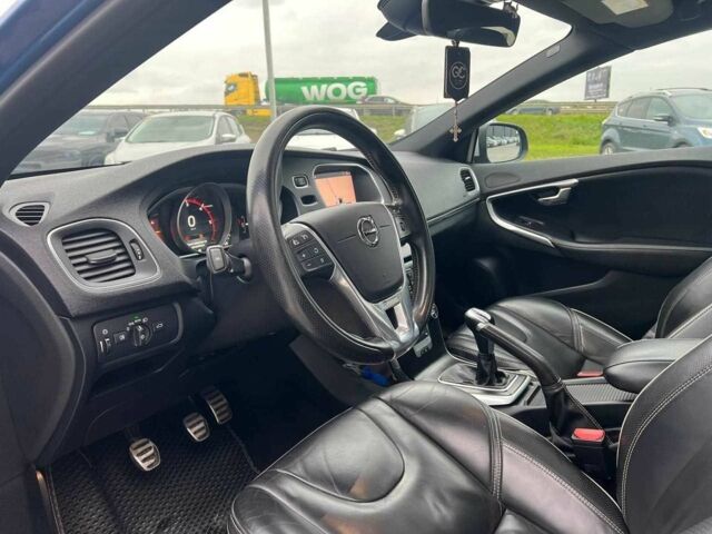 Синій Вольво V40, об'ємом двигуна 2 л та пробігом 283 тис. км за 8500 $, фото 18 на Automoto.ua