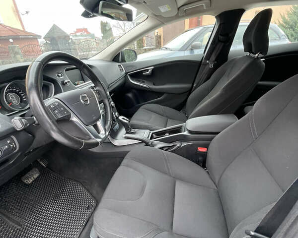 Синій Вольво V40, об'ємом двигуна 1.97 л та пробігом 272 тис. км за 12400 $, фото 21 на Automoto.ua