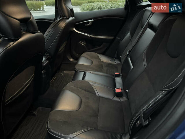 Синий Вольво В40, объемом двигателя 1.97 л и пробегом 194 тыс. км за 13799 $, фото 61 на Automoto.ua