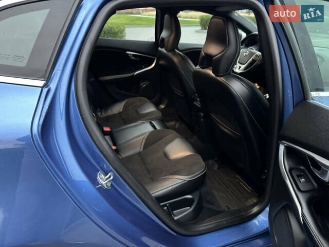 Синий Вольво В40, объемом двигателя 1.97 л и пробегом 194 тыс. км за 13799 $, фото 57 на Automoto.ua