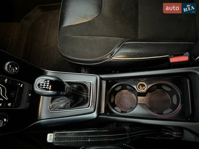 Синий Вольво В40, объемом двигателя 1.97 л и пробегом 194 тыс. км за 13799 $, фото 43 на Automoto.ua