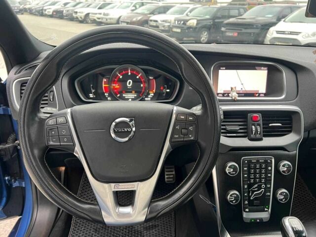 Синій Вольво V40, об'ємом двигуна 2 л та пробігом 283 тис. км за 8500 $, фото 20 на Automoto.ua
