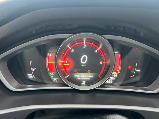 Синій Вольво V40, об'ємом двигуна 2 л та пробігом 283 тис. км за 8500 $, фото 21 на Automoto.ua