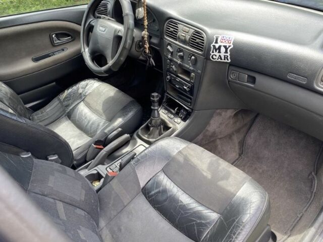 Синий Вольво В40, объемом двигателя 1.8 л и пробегом 348 тыс. км за 2899 $, фото 5 на Automoto.ua