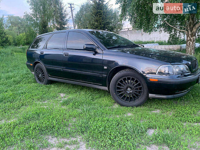 Синий Вольво В40, объемом двигателя 1.9 л и пробегом 412 тыс. км за 2600 $, фото 12 на Automoto.ua