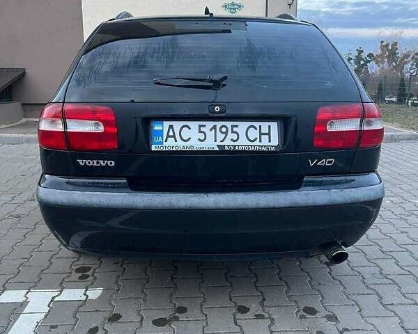 Синий Вольво В40, объемом двигателя 1.8 л и пробегом 250 тыс. км за 2700 $, фото 5 на Automoto.ua