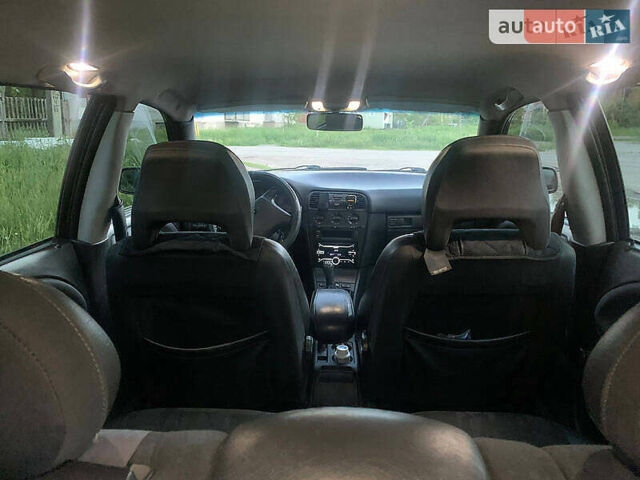 Синий Вольво В40, объемом двигателя 1.9 л и пробегом 412 тыс. км за 2600 $, фото 22 на Automoto.ua