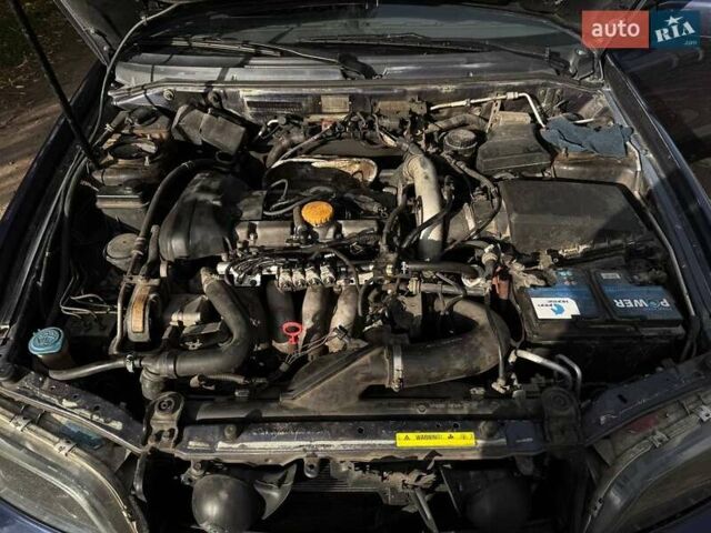 Вольво В40 2001 в Ровно на Automoto.ua Синий Вольво В40, объемом двигателя 1.95 л и пробегом 469 тыс. км за 4000 $, фото 5 на Automoto.ua