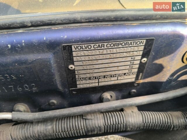 Синій Вольво V40, об'ємом двигуна 1.9 л та пробігом 320 тис. км за 3500 $, фото 20 на Automoto.ua