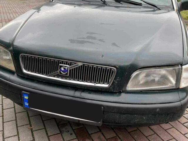 Зеленый Вольво В40, объемом двигателя 1.9 л и пробегом 353 тыс. км за 2500 $, фото 8 на Automoto.ua