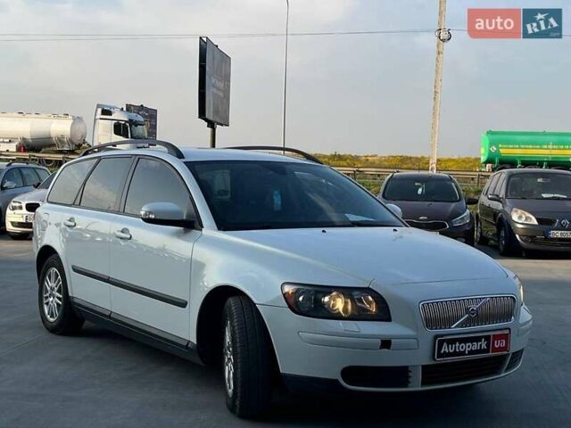 Вольво В50 2006 в Львове на Automoto.ua Белый Вольво В50, объемом двигателя 1.8 л и пробегом 299 тыс. км за 5790 $, фото 2 на Automoto.ua