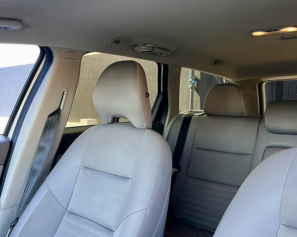 Білий Вольво V50, об'ємом двигуна 1.56 л та пробігом 230 тис. км за 6799 $, фото 16 на Automoto.ua