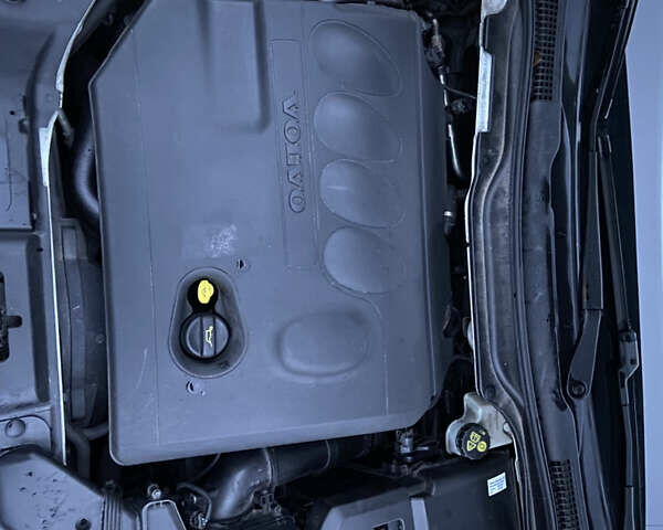 Белый Вольво В50, объемом двигателя 2 л и пробегом 235 тыс. км за 8600 $, фото 39 на Automoto.ua