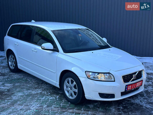 Белый Вольво В50, объемом двигателя 1.6 л и пробегом 199 тыс. км за 8599 $, фото 17 на Automoto.ua
