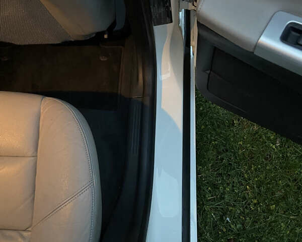 Белый Вольво В50, объемом двигателя 2 л и пробегом 235 тыс. км за 8600 $, фото 26 на Automoto.ua