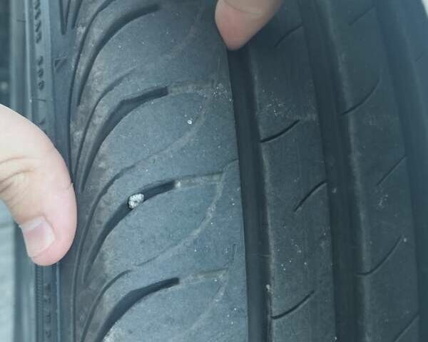 Белый Вольво В50, объемом двигателя 1.56 л и пробегом 228 тыс. км за 7500 $, фото 5 на Automoto.ua