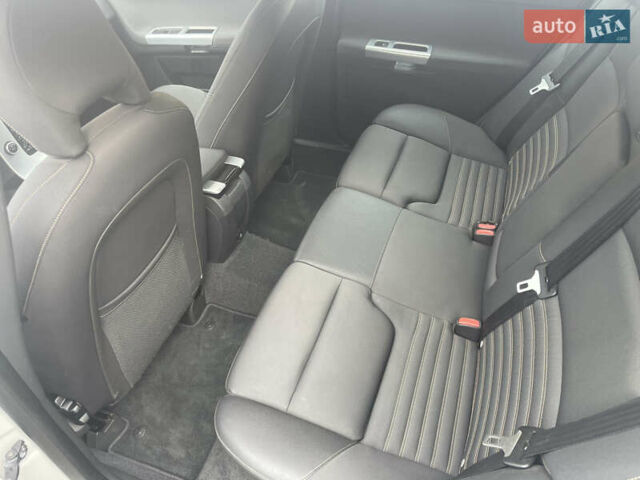 Білий Вольво V50, об'ємом двигуна 1.6 л та пробігом 179 тис. км за 7950 $, фото 14 на Automoto.ua